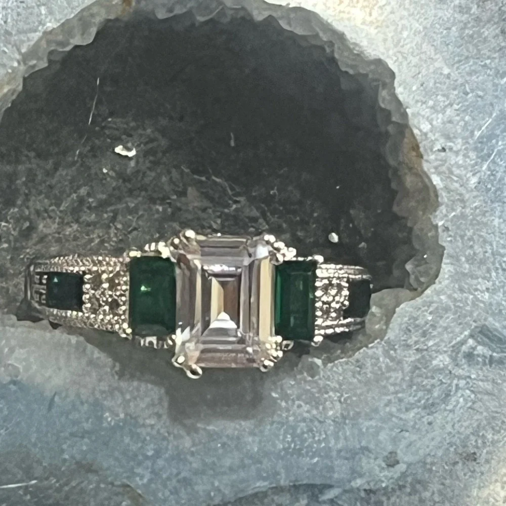 Deco Style Ring